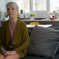 Cine poate încasa ultima pensie în caz de deces? Cine ia pensie de urmaș și până la ce vârstă? - Foto: Freepik (Imagine cu rol ilustrativ)