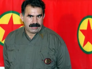 Gruparea kurdă PKK se dizolvă și renunță la lupta armată, după peste 40 de ani de conflict cu Turcia