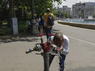 Căldură extremă în Bucureşti, în vara lui 2024 - Foto: INQUAM PHOTOS/Octav Ganea