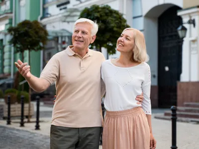 Pensionari la pensie fericiți - Foto: Freepik