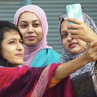 Femei din Bangladesh/FOTO: arabnews.com