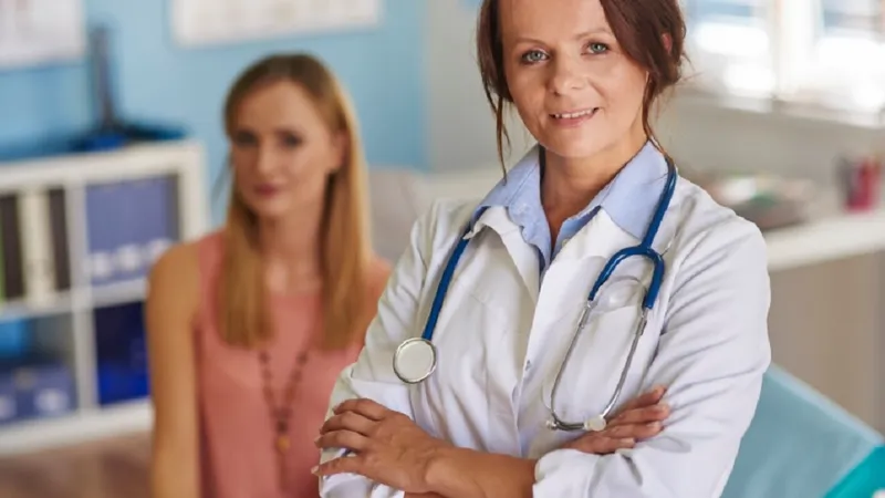 pacienții ajung la medic după ce au fost „consultați” de ChatGPT - Foto: freepik (rol ilustrativ)
