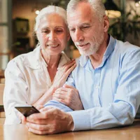 EXCLUSIV Recalcularea pensiei: 8.000 lei cea mai mare creștere. Ce au lucrat pensionarii care o iau? Foto: Freepik (fotografie cu caracter ilustrativ)