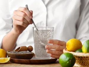 Băutura pe care specialiștii în nutriție o recomandă pentru sistemul digestiv: „Este bogată în fibre și reduce inflamația”