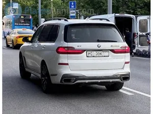 Samsarii de mașini noi fac legea în Rusia. Mai multe BMW X7, înregistrate în 2024 ca în Germania - Foto: Facebook (Imagine cu rol ilustrativ)