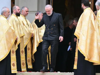 Un preot a ”explodat” pe internet și a spus ce a făcut Gigi Becali în biserică: ”Total interzis! Voi apela la CEDO”