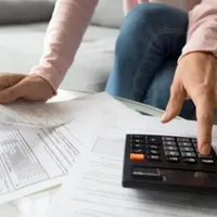 Isărescu anunță dacă facturile la energie cresc în această iarnă. De ce să ne ferim? - Foto: Istock / (imagine cu rol ilustrativ)