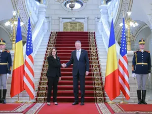 VIDOE Declaraţii susţinute de vicepreşedintele SUA Kamala Harris şi de Klaus Iohannis