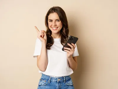 Ai câștigat bani din TikTok? Unde trebuie să îi declari și cât îți ia statul? - Foto: Freepik (Imagine cu rol ilustrativ)