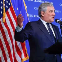 Președintele Parlamentului European, Antonio Tajani,  o apără pe Kovesi Foto: Facebook