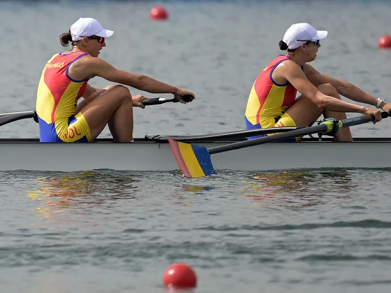 ARGINT pentru Ioana Vrînceanu şi Roxana Anghel, în finala de dublu rame - Foto: Profimediaimages.ro