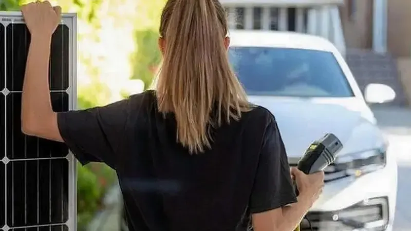 Electrificarea mașinilor prin Green Deal, un pariu pierdut? Italia și Cehia contestă amenzile uriașe - Foto: Profimedia Images - Imagine cu rol ilustrativ