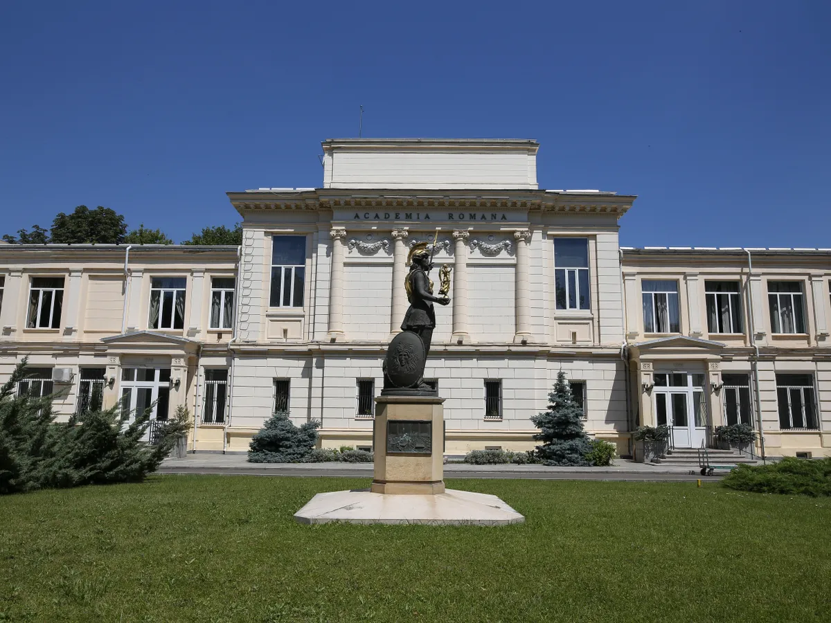 A început votul pentru alegerea preşedintelui Academiei Române