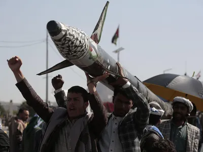 Rebelii Huthi din Yemen amenință că închid Marea Roșie - Foto: Profimedia Images (imagine cu rol ilustrativ)