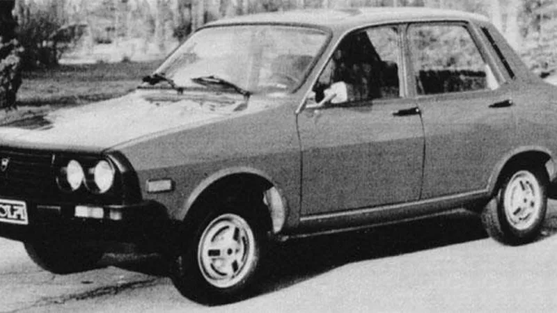 Oferte speciale, cu extra opțiuni, în „Shop”-urile comuniste: Dacia de la 5.000 $, Aro de la 6.250 $ - Foto: automobileromanesti.ro