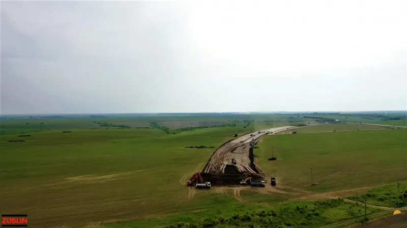 Lucrările pot începe la tronsonul 3 al drumului expres Craiova - Pitești. Foto: Facebook/ Asociatia Pro Infrastructura
