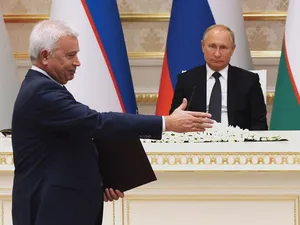 Patronul Lukoil, Vagit Alekperov,  a primit de trei ori Ordinul de Merit pentru Patrie de la Vladimir Putin - Foto: Getty Images