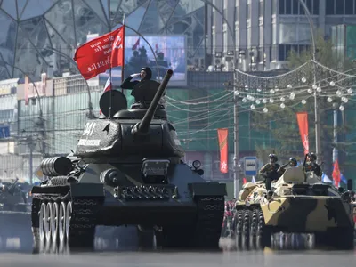 VIDEO Au început manifestațiile de 9 mai, la Ekaterinburg. Vladimir Putin scoate armele în Kremlin / profimedia