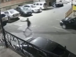 Camerele de supraveghere au surprins totul: o vedetă a fost împușcată în plină stradă, iar ce a urmat face înconjurul lumii