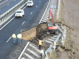 Alunecare pe Sebeș - Turda - Foto: ziarulunirea.ro