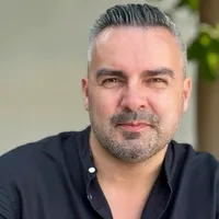 Reporterul Marius Buga este unul dintre cei mai vechi coaboratori ai ProTV Foto: Facebook/Marius Buga