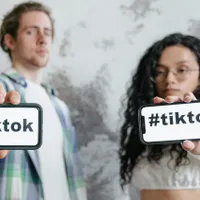 Influencer TikTok celebru, condamnat la 3 ani închisoare pentru blasfemie - Foto: Pexels (imagine cu rol ilustrativ)