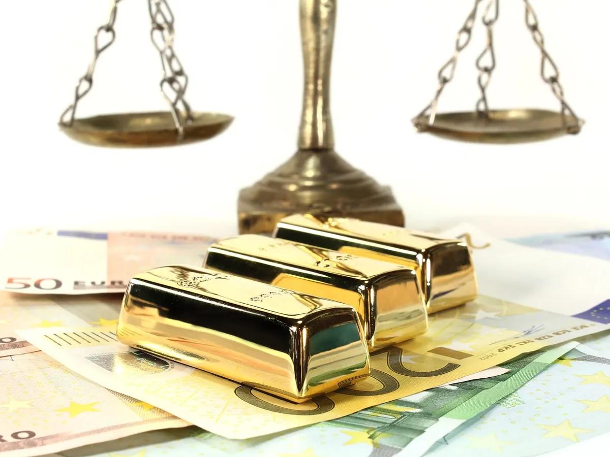 Argintul trece pragul istoric de 100 $/uncie, aurul se apropie de 5.000 $ - Foto: Profimedia Images