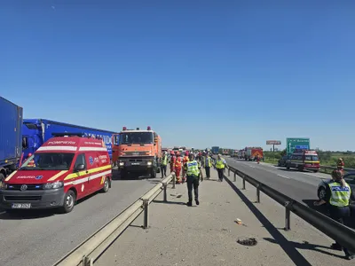 Accident grav pe autostrada A1 cu 3 TIR-uri și 5 autoturisme. Sunt 5 victime. Plan Roșu - Foto: ISU Dâmbovița
