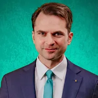 Sebastian Burduja (PNL): Planul meu pentru Bucureștiul Coolt - Foto: Facebook/Sebastian Burduja