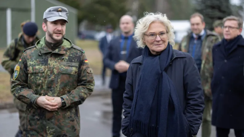 Ministrul Apărării de la Berlin, Christine Lambrecht- Foto: Profimedia