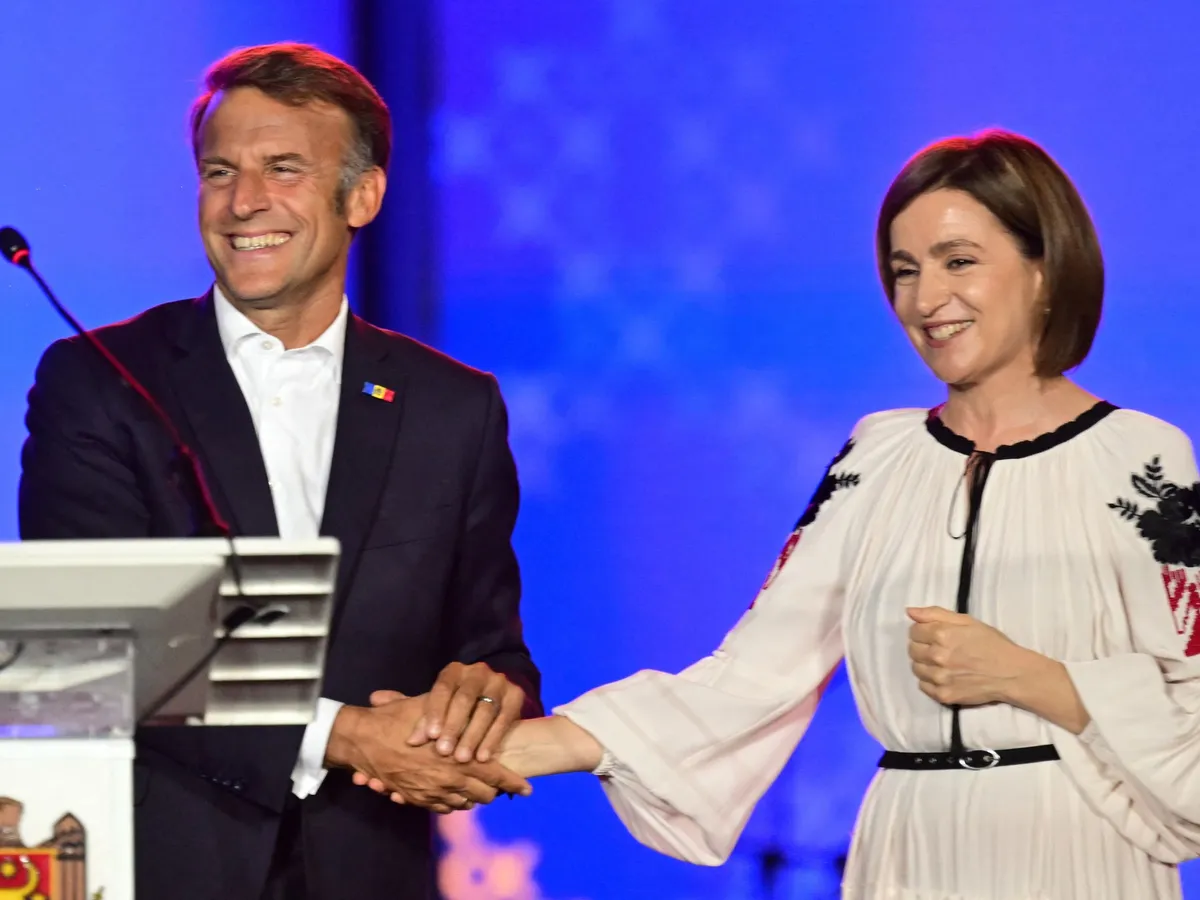 Macron și Maia Sandu - Foto: Profimedia International