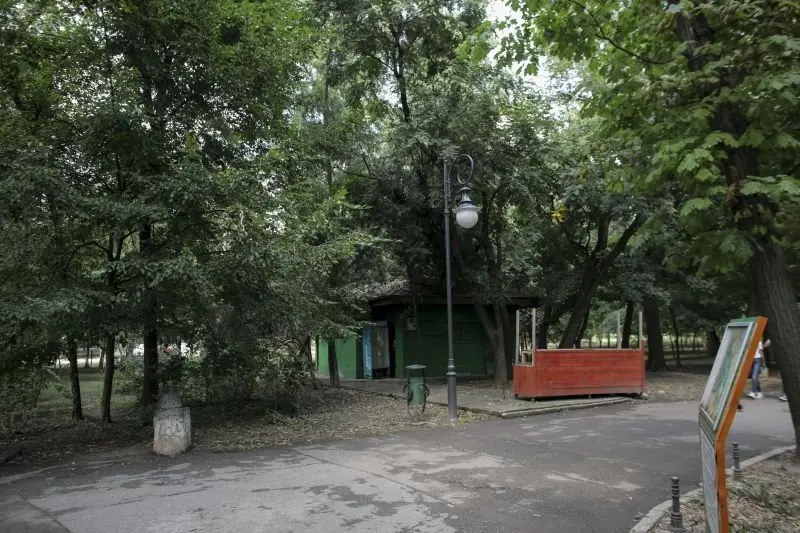 Parcul Cișmigiu ar urma să fie „restaurat” cu 10 milioane de euro. Foto: Inquam Photos/Octav Ganea