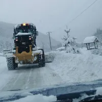 Drumul spre staţiunea Păltiniş, închis din cauza ninsorii. / Foto: Facebook/Drumuri și Poduri SA Sibiu