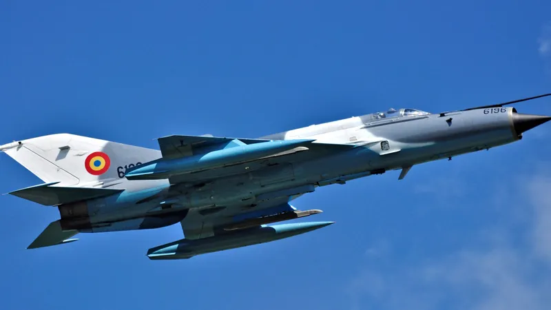 MApN anunță cauzele care au dus la prăbușirea avionul MiG 21 LanceR şi a elicopterului IAR-330/foto: mapn