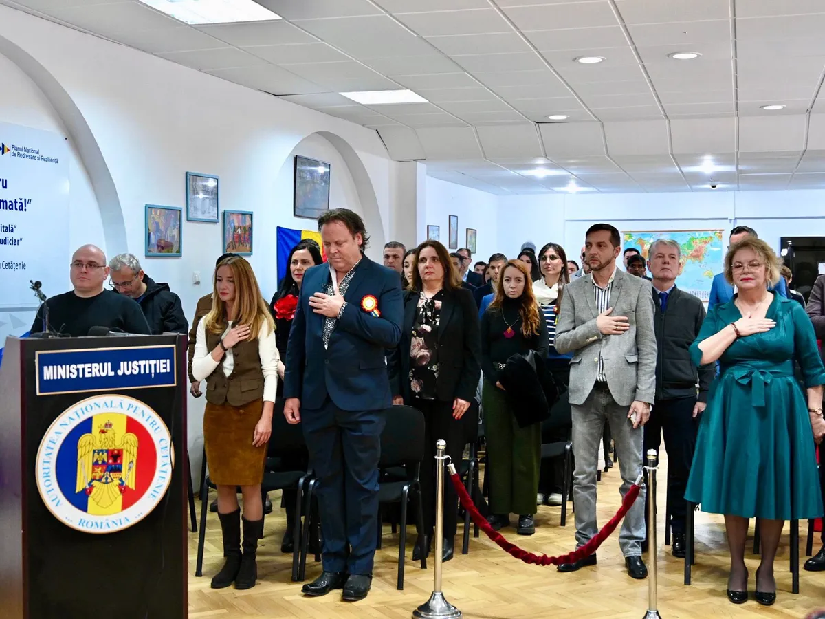 Jurnalistul britanic Charlie Ottley a devenit cetățean român. Ministrul Justiției a fost prezent la ceremonie