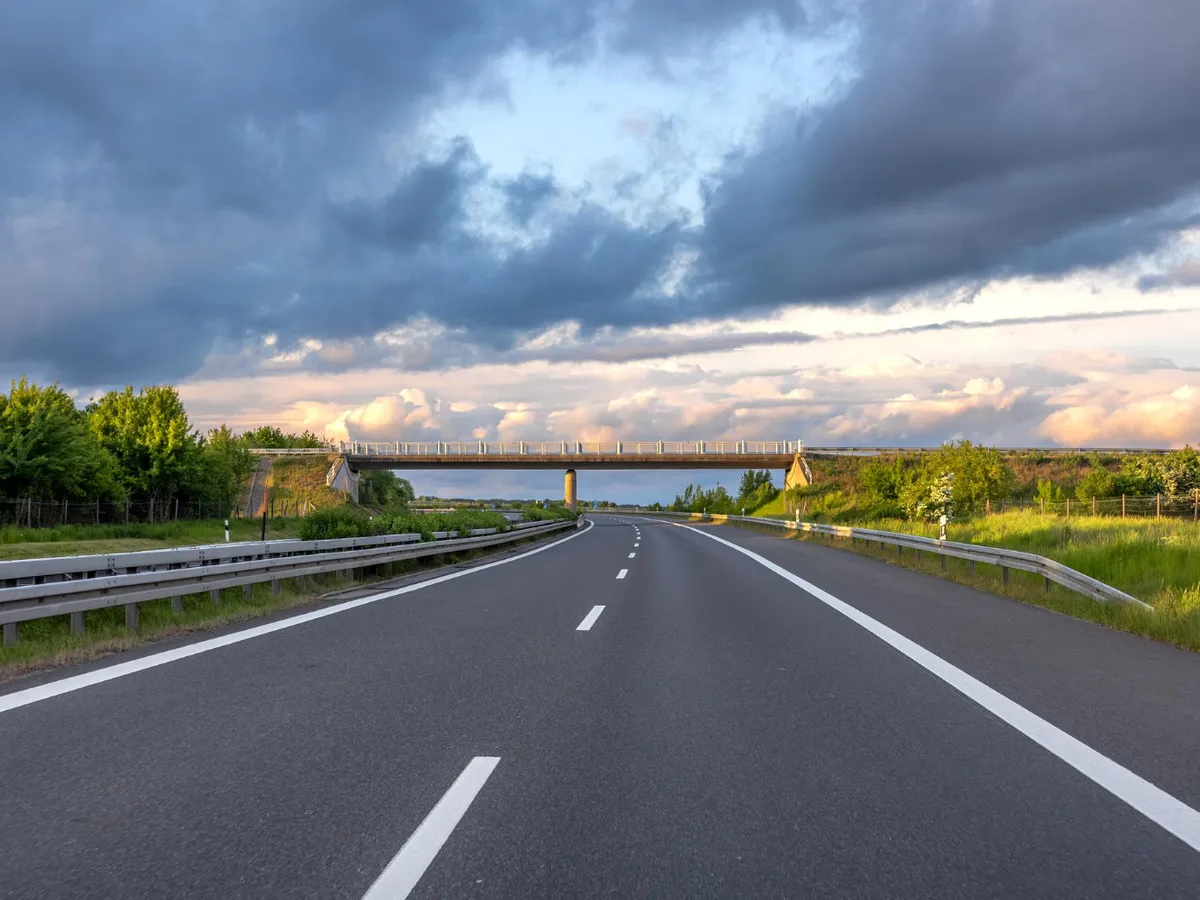 Autostradă - Foto: Magnific