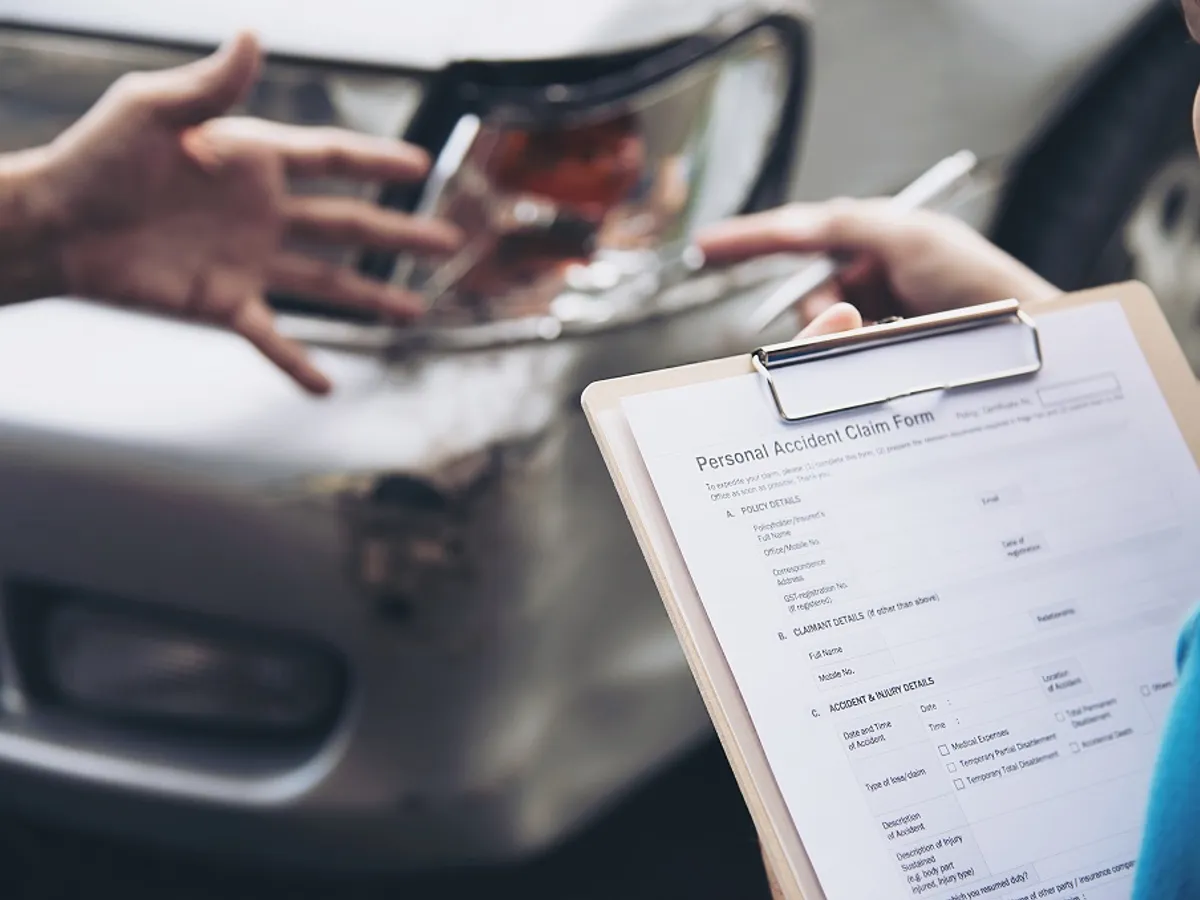 Percheziții la o companie de asigurări care ar fi destabilizat piața RCA. Prejudiciu de 323.690.000 €