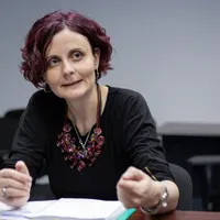 Mădălina Turza a trimis o notă către Guvern, în care a cerut să fie furnizate materiale sanitare și către zona de asistență socială. Sursa foto: Inquam Photos / Ilona Andrei