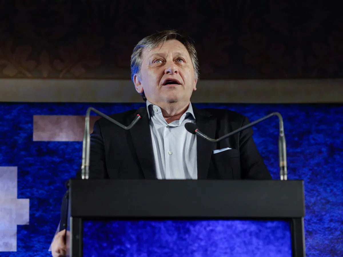 Crin Antonescu nu are condiții: Alegerile prezidenţiale ar putea fi amânate până după Paşte  Foto: Inquam Photos / George Călin  (fotografie cu caracter ilustrativ)