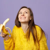 Fructul din supermarket care te ajută să-ți albești rapid dinții. Costă 8 lei un kilogram - Foto: Freepik (Imagine cu rol ilustrativ)