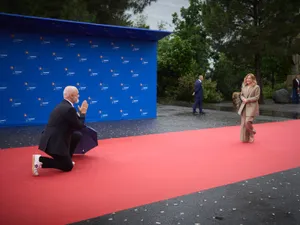 Atmosferă la Tirana: Edi Rama a îngenuncheat în fața lui Meloni și l-a numit pe Macron ”Majestate” - FOTO: Profimedia (imagine cu rol ilustrativ)