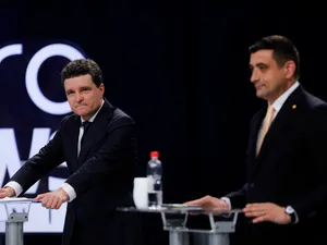 George Simion înjură Franța în direct. Nicușor Dan, doctor în matematică, la 29 ani, la Paris - Foto: INQUAM PHOTOS / Mălina Norocea
