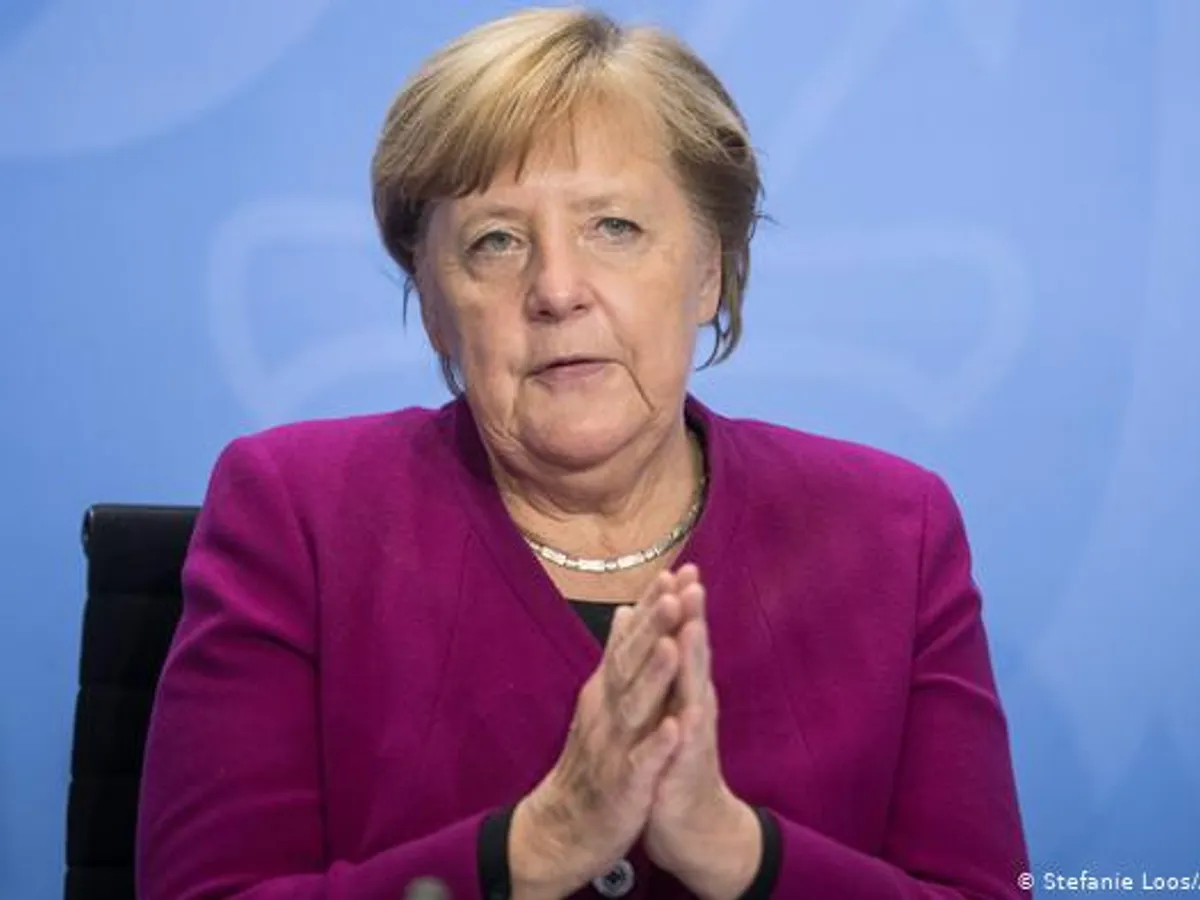 Angela Merkel are un podcast săptămânal
