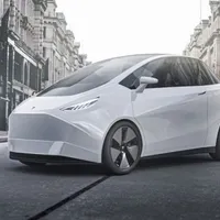 Elon Musk anunță intrarea în producție a primei mașini fără volan și pedale: un „robotaxi” Tesla. / Foto: geeky.news