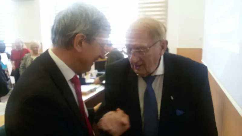 Ambasadorul rus Valeri Kuzmin și președintele Universității Dimitrie Cantemir, în februarie 2019. Sursa foto: Ambasada Rusiei în România