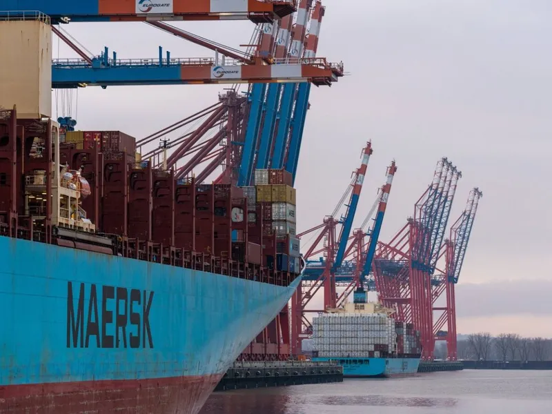 Pericol global de scumpire a bunurilor. Maersk îşi stopează transporturile - Foto: Profimedia Images - imagine cu caracter ilustrativ