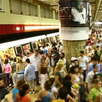 Populaţia României a fost de 19,328 milioane de locuitori la 1 ianuarie 2020. 51,1%, femei. / Foto: mondonews.ro