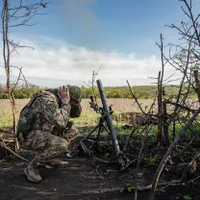 Operator de aruncător de mortiere, în Forţele Armate ale Ucrainei - Foto: Profimedia Images -  imagine cu caracter ilustrativ