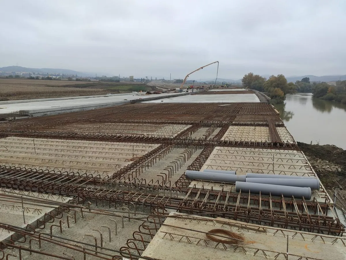 Autostrada Sebeș- Turda / Pro Infrastructura