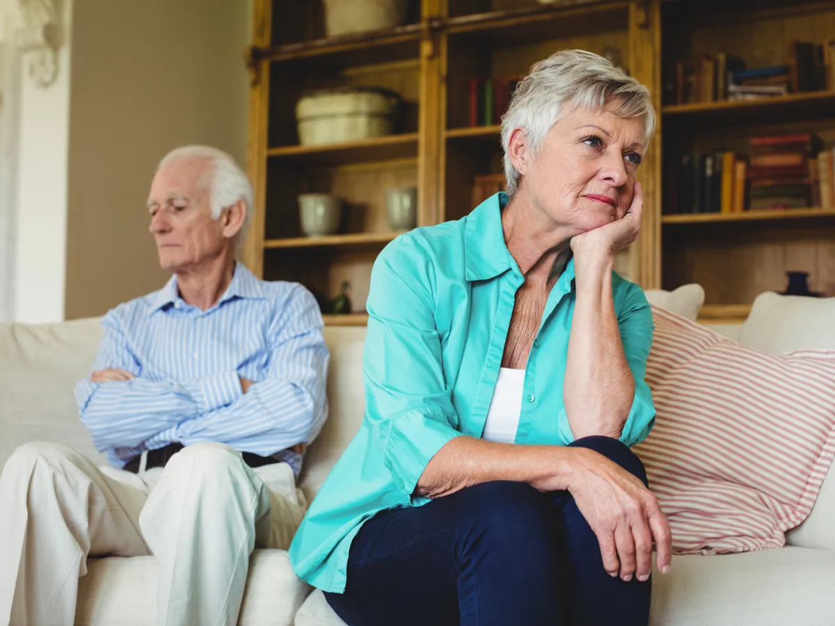 Pensionari supărați la pensie - Foto: Freepik